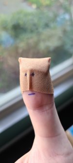 sliced_my_finger_ope.jpg