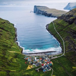 Life on the Faroe Island, at the coast of Atlantic Ocean..jpg